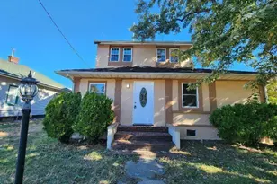 225 Shore Blvd, Keansburg, NJ 07734 - Photo 1