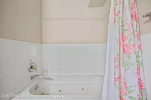 109 Kentucky Way, Freehold, NJ 07728 - Photo 23