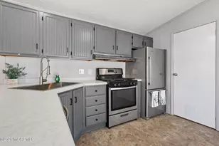 9 Secretariat St, Howell Township, NJ 07731 - Photo 19