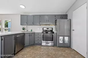 9 Secretariat St, Howell Township, NJ 07731 - Photo 17