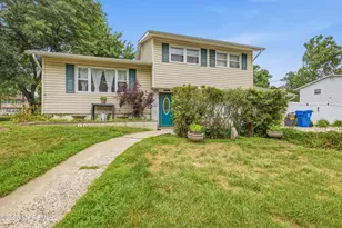 74 Citadel Dr, Jackson, NJ 08527 - Photo 1