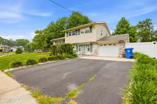 74 Citadel Dr, Jackson, NJ 08527 - Photo 3