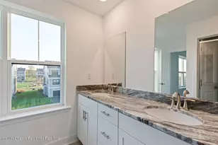10 Mariveles Wy, Tinton Falls, NJ 07724 - Photo 33