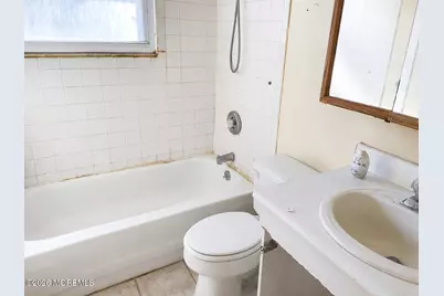 46 Avenue A, Freehold, NJ 07728 - Photo 5