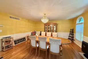 6 Seaman Rd, Freehold, NJ 07728 - Photo 7