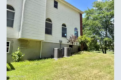 6 Seaman Road, Freehold, NJ 07728 - Photo 5