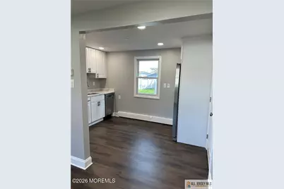 10 Lake Avenue, Keyport, NJ 07735 - Photo 5