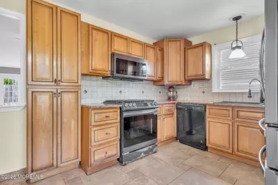 13 Scenic Drive, Freehold, NJ 07728 - Photo 15