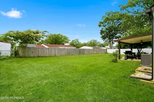 1047 Crystal Dr, Toms River Township, NJ 08753 - Photo 23