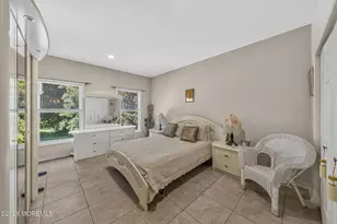 425 Iron Bridge Rd, Freehold, NJ 07728 - Photo 25
