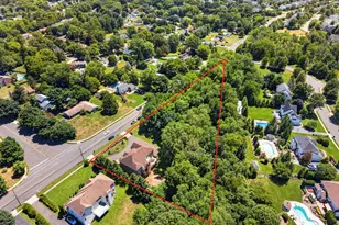 425 Iron Bridge Rd, Freehold, NJ 07728 - Photo 7