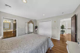 425 Iron Bridge Rd, Freehold, NJ 07728 - Photo 31