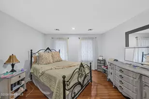 425 Iron Bridge Rd, Freehold, NJ 07728 - Photo 33