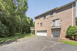 425 Iron Bridge Rd, Freehold, NJ 07728 - Photo 3