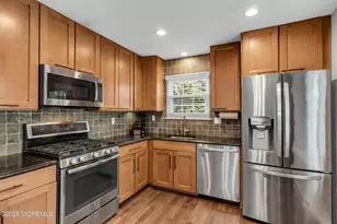 157 Foxhill Ct, Aberdeen Township, NJ 07747 - Photo 11