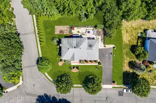 132 Rolling Hill Dr, Morganville, NJ 07751 - Photo 43