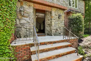 827 Holmdel Rd, Holmdel, NJ 07733 - Photo 5