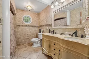 827 Holmdel Rd, Holmdel, NJ 07733 - Photo 23