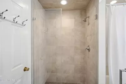 2007 Ocean Avenue N, Spring Lake, NJ 07762 - Photo 43