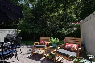 242 Teasdale Pl, Morganville, NJ 07751 - Photo 25
