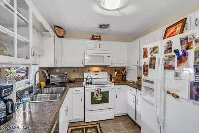 5 Quaker Lane #B, Whiting, NJ 08759 - Photo 13