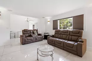 17 Knoll Terrace, Hazlet Township, NJ 07730 - Photo 13