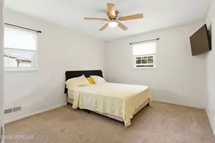 17 Knoll Terrace, Hazlet Township, NJ 07730 - Photo 17