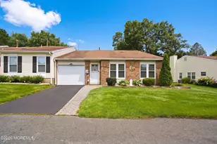 252 Martine Way, Lakewood, NJ 08701 - Photo 3