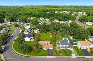 15 Honeysuckle Way, Howell Township, NJ 07731 - Photo 1