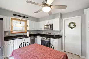 15 Honeysuckle Way, Howell Township, NJ 07731 - Photo 11
