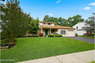 15 Honeysuckle Way, Howell Township, NJ 07731 - Photo 3