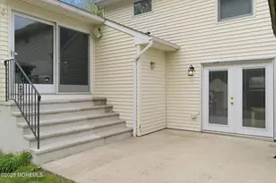 17 Millbrook Dr, Middletown, NJ 07748 - Photo 27