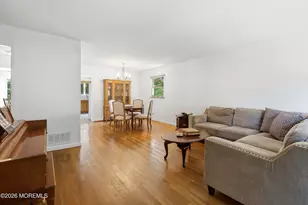 17 Millbrook Dr, Middletown, NJ 07748 - Photo 5