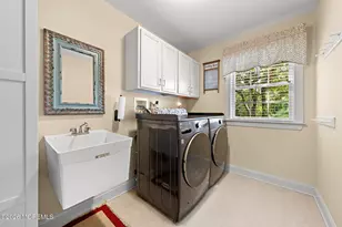 200 Aimee Dr, Freehold, NJ 07728 - Photo 35