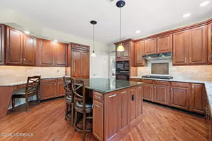200 Aimee Dr, Freehold, NJ 07728 - Photo 23