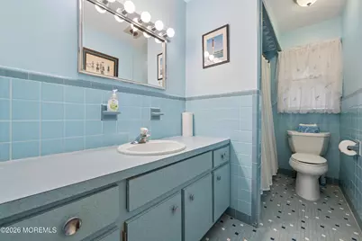 108 Oak Terrace, Freehold, NJ 07728 - Photo 15