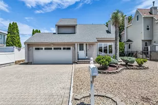 157 Royal Dr, Brick, NJ 08723 - Photo 1