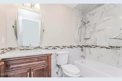 13 Gatley Close, Freehold, NJ 07728 - Photo 17