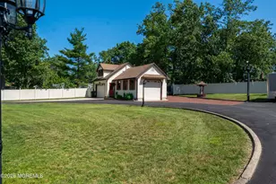 126 Shenandoah Blvd, Toms River Township, NJ 08753 - Photo 11