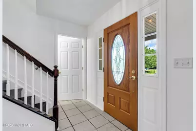 8 Colleen Way, Neptune Township, NJ 07753 - Photo 5