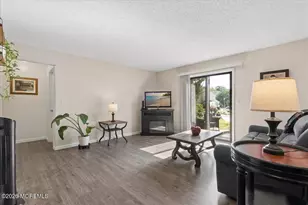 506 Violet Ln, Jackson, NJ 08527 - Photo 7