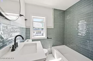 293 1st St, Keyport, NJ 07735 - Photo 31