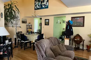 37 Aspen Ave, Englishtown, NJ 07726 - Photo 5
