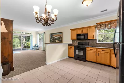 30 Autumn Rise Lane, Lakewood, NJ 08701 - Photo 9