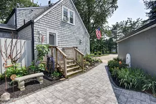 559 Brickyard Rd, Freehold, NJ 07728 - Photo 3