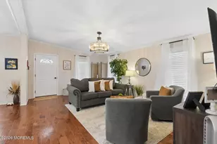 110 Woody Rd, Freehold, NJ 07728 - Photo 17