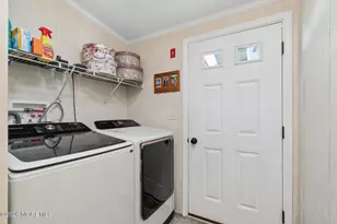 110 Woody Rd, Freehold, NJ 07728 - Photo 27