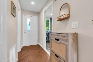 21 Carol Ct, Tinton Falls, NJ 07724 - Photo 7