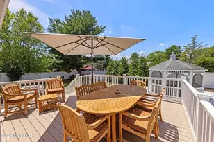 522 Mackey Ave, Belford, NJ 07718 - Photo 35