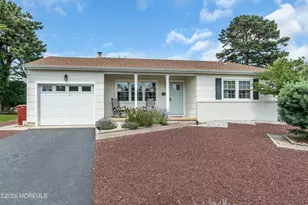 18 Norway Rd, Toms River Township, NJ 08757 - Photo 3